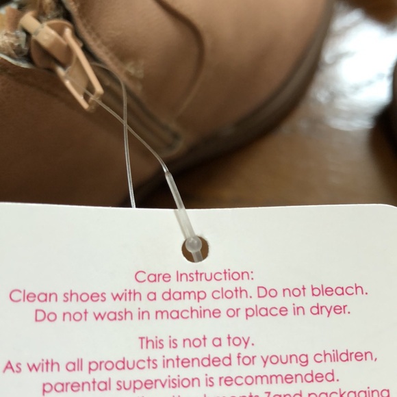 New toddler girls shimmer boots w/side bows.  Size 8. Beige with a hint of pink. - Picture 12 of 13